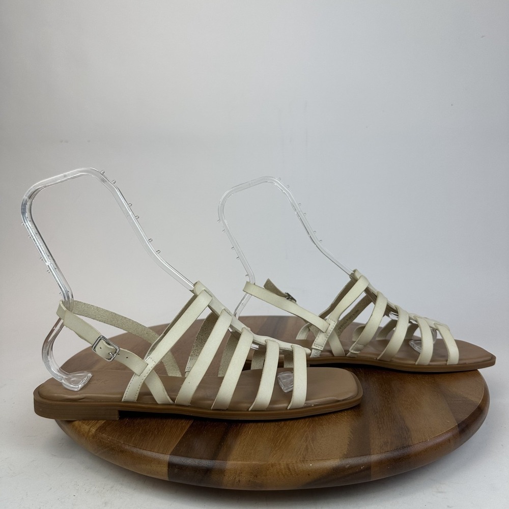 New NWOB Womens Nordstrom Rack Hugo White Faux Leather Gladiator Sandals Size 11